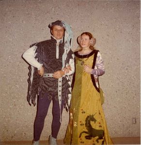 001 - John ap Griffin and Flavia Beatrice Carmigniani (formerly Bjo of Griffin) in 12th Night garb created by Master Alewaulfe the Red