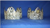 The Otuell-Flavia crowns based on an authentic plaque design